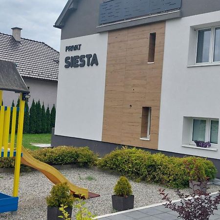 Penzion Privat Siesta Hotel Liptovský Mikuláš Екстериор снимка